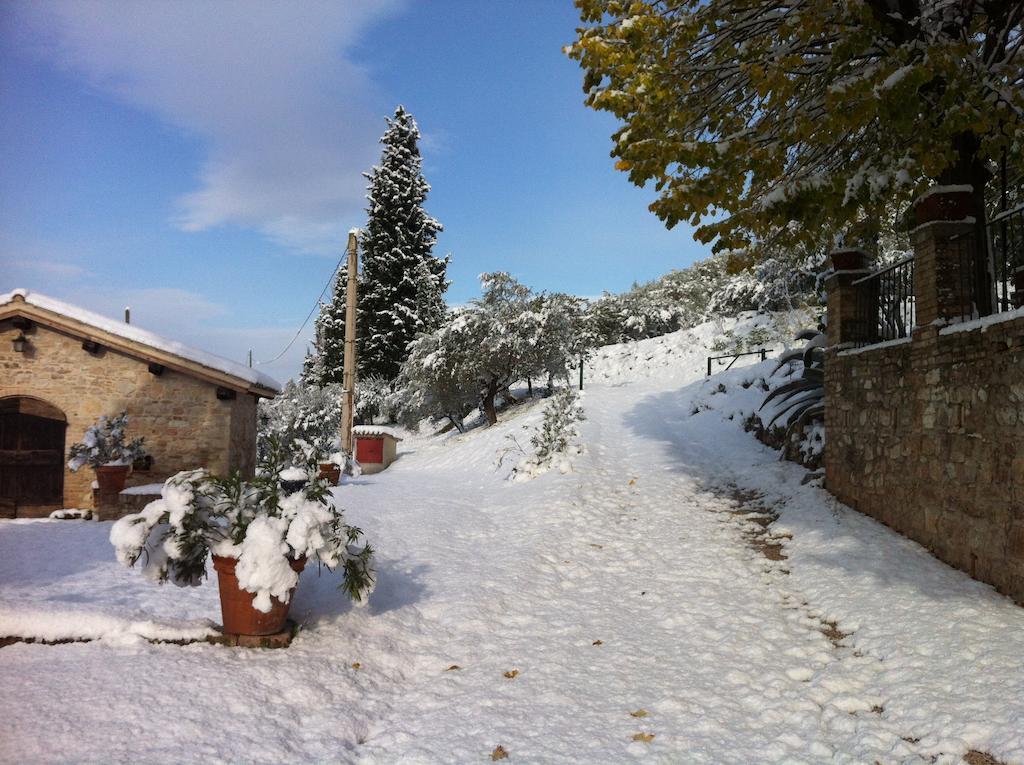 Agriturismo Villa Gabbiano Capodacqua (Assisi) Exterior foto