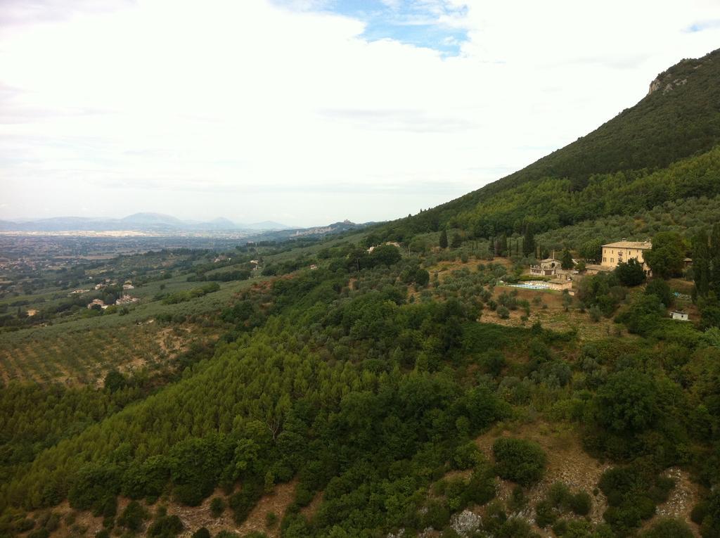 Agriturismo Villa Gabbiano Capodacqua (Assisi) Exterior foto